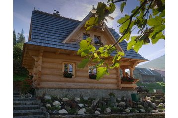 Eslovaquia Chata Ždiar, Exterior